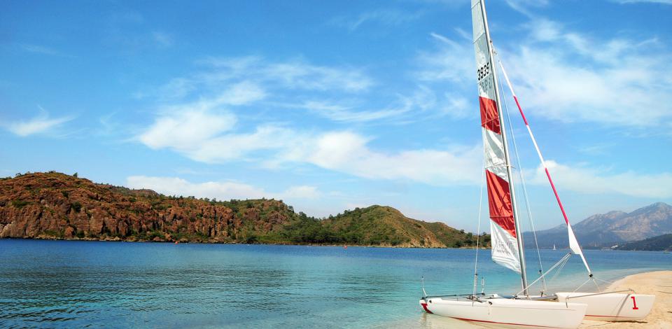 Boat rental and yacht charter | Yachtico.com