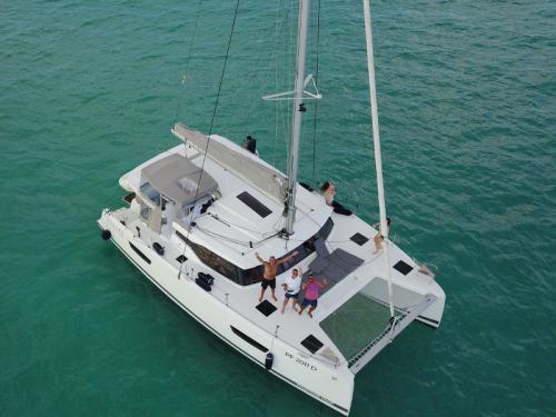 Kat Astrea 42 Yachtcharter in Taranto