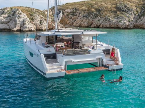 Cat Astrea 42 for rent in Salerno