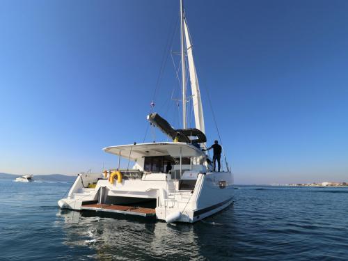 Katamaran Astrea 42 Yachtcharter in Marina Kastela