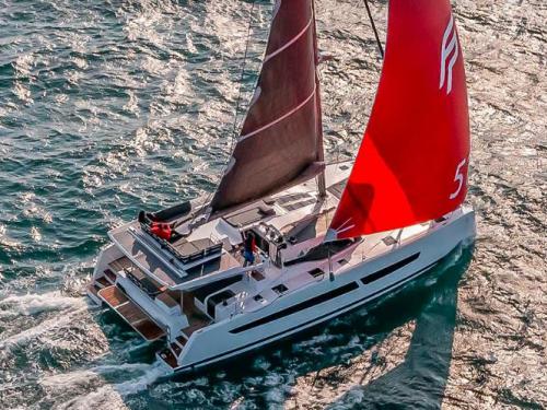 Cat Aura 51 for rent in Athens