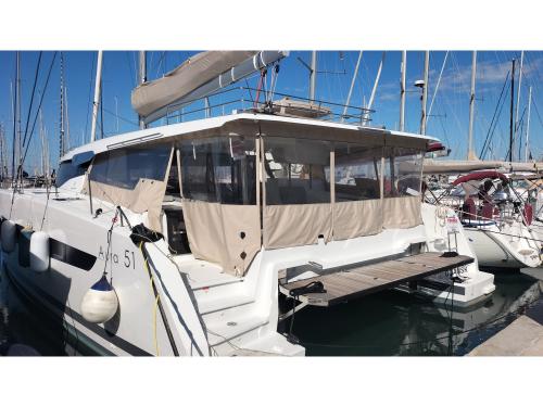 Catamaran Aura 51 for charter in Castellammare di Stabia