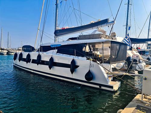 Katamaran Aura 51 Yachtcharter in Marina Alimos Kalamaki