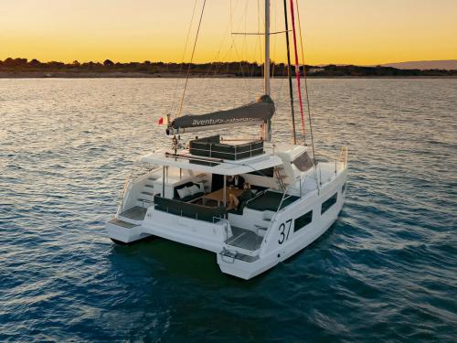 Cat Aventura 37 available for charter in Marina