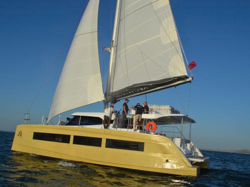 Katamaran Aventura 45 chartern in Denia Katamaran Aventura 45 chartern in Denia