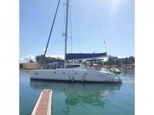 Cat Bahia 46 for hire in Palmeira
