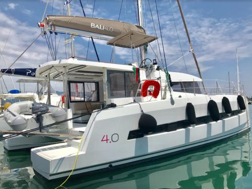 Katamaran Bali 4.0 Yachtcharter in Gouvia Marina