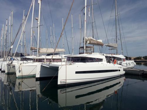 Cat Bali 4.1 for charter in Cannigione Marina