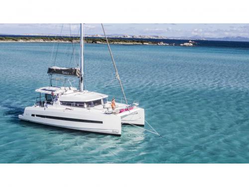 Catamaran Bali 4.1 for rent in Kavala