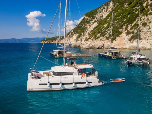 Catamaran Bali 4.1 for charter in Preveza
