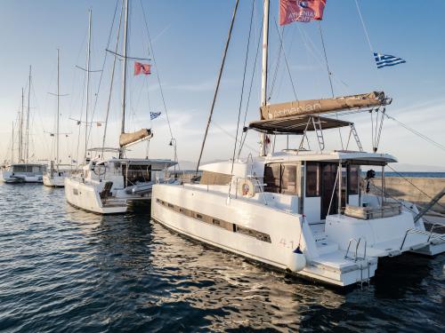 Cat Bali 4.1 for charter in Piso Livadi