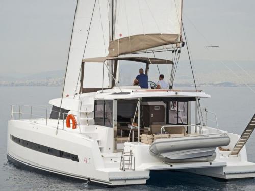 Katamaran Bali 4.1 Yachtcharter in Limenas Avdiron