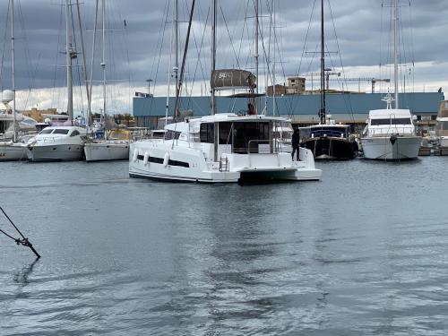 Catamaran Bali 4.1 for rent in Cagliari