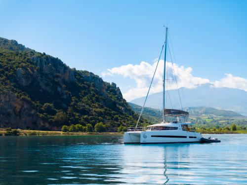 Catamaran Bali 4.1 for rent in Preveza Marina