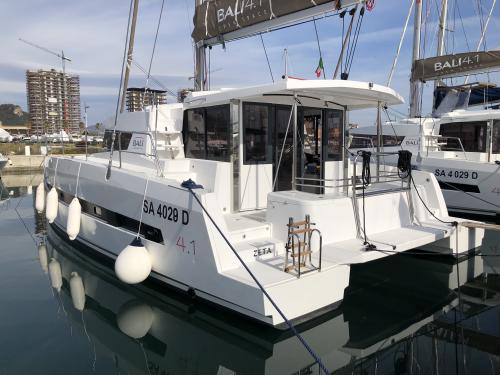 Kat Bali 4.1 Yachtcharter in Golfo Aranci