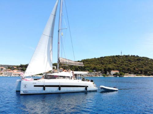 Cat Bali 4.1 for charter in Rogoznica