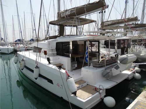 Catamaran Bali 4.1 available for charter in Athens