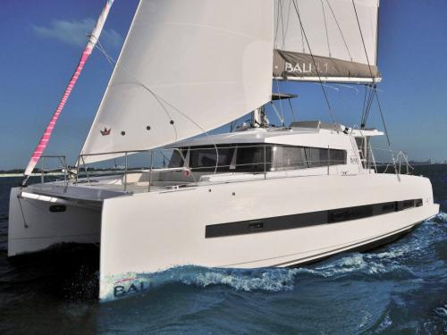 Catamaran Bali 4.1 for charter in Lavrio