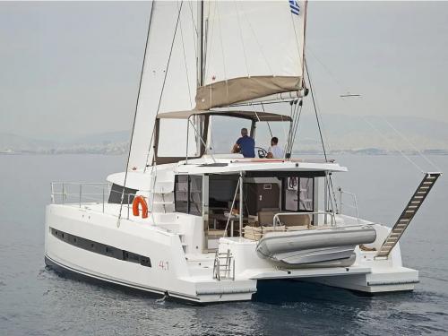 Cat Bali 4.1 available for charter in Limenas Avdiron