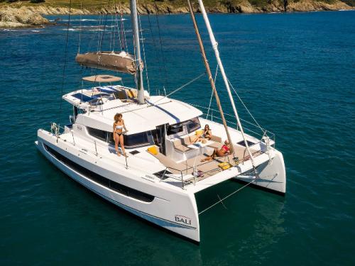 Cat Bali 4.2 for charter in Port d Ajaccio