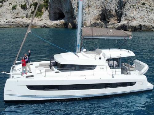 Cat Bali 4.2 for rent in Castellammare di Stabia