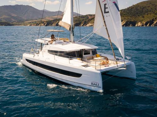 Catamaran Bali 4.2 available for charter in Red Hook