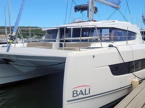Kat Bali 4.2 Yachtcharter in Marsh Harbour City