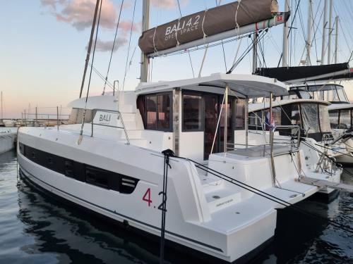 Cat Bali 4.2 for hire in Zadar