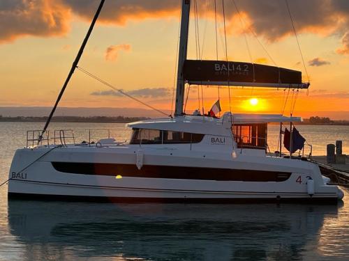 Kat Bali 4.2 Yachtcharter in Sivota Kat Bali 4.2 Yachtcharter in Sivota