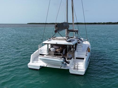 Kat Bali 4.2 Yachtcharter in Abaco Beach Resort
