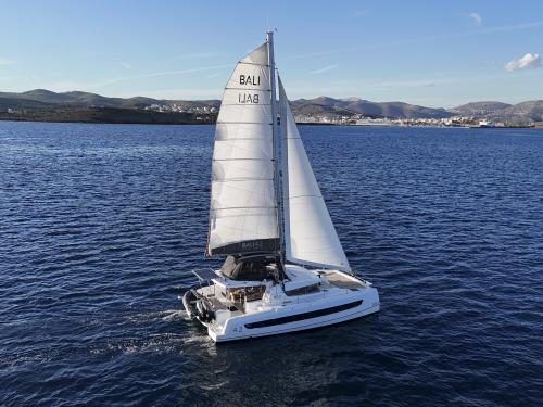 Kat Bali 4.2 Yachtcharter in Lavrio