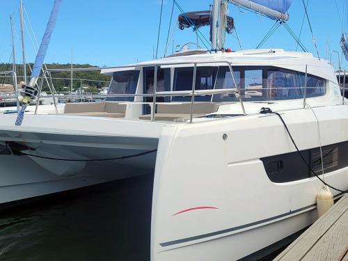 Kat Bali 4.2 chartern in Nanny Cay Marina