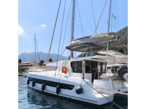 Kat Bali 4.2 Yachtcharter in Nydri Kat Bali 4.2 Yachtcharter in Nydri