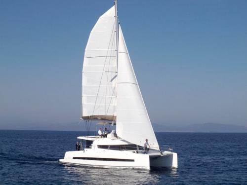 Catamaran Bali 4.3 available for charter in Marina di Capo dAnzio