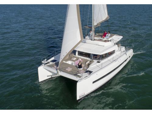 Cat Bali 4.3 available for charter in Kastel Gomilica