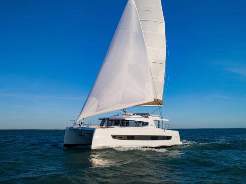 Catamaran Bali 4.4 for rent in ACI Dubrovnik Marina
