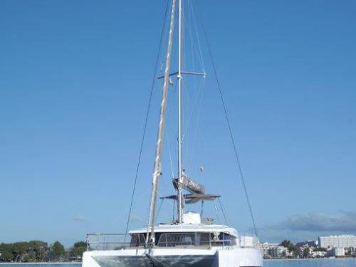 Catamaran Bali 4.5 for hire in Marina Port de Pollenca