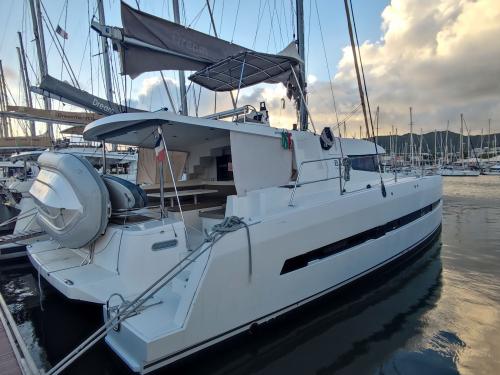 Catamaran Bali 4.5 for hire in Marina Le Marin