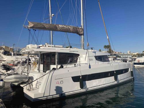 Cat Bali 4.6 available for charter in Cambrils