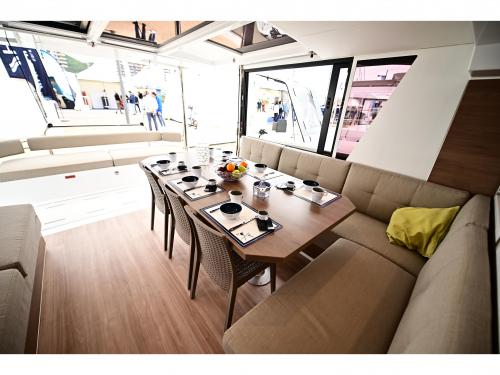Catamaran Bali 4.6 for charter in Salerno