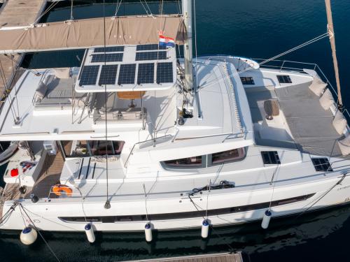 Cat Bali 4.6 available for charter in Marina Kremik