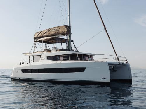 Catamaran Bali 4.8 available for charter in Tourlos