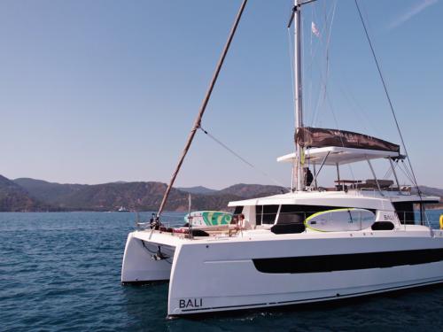 Kat Bali 4.8 Yachtcharter in Fethiye