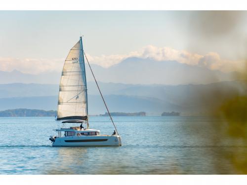 Cat Bali 4.8 for rent in Preveza