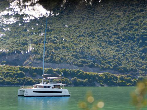 Cat Bali 4.8 for rent in Preveza