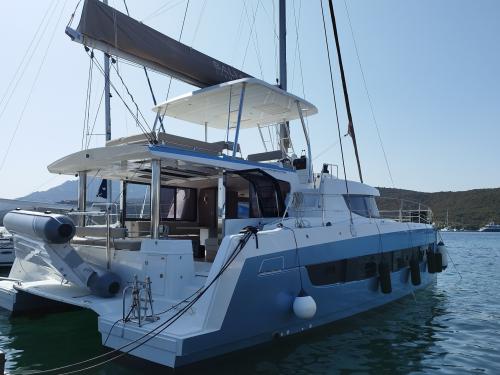 Katamaran Bali 4.8 Yachtcharter in Porto Rotondo