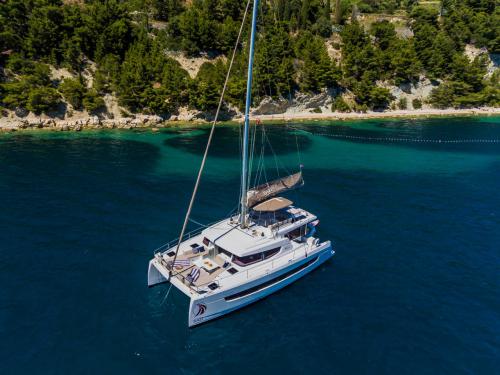 Catamaran Bali 4.8 available for charter in Athens