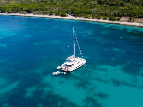 Katamaran Bali 5.4 chartern in Sant Antoni de Portmany