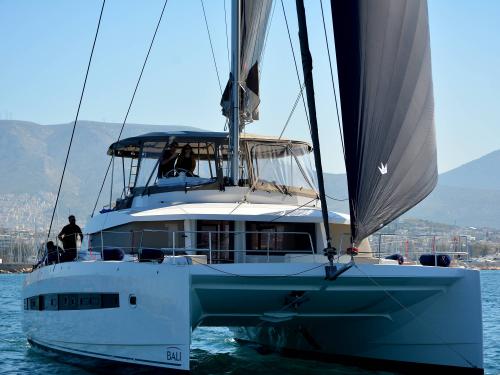 Kat Bali 5.4 Yachtcharter in Lefkas