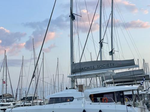 Cat Bali 5.8 for rent in Athens